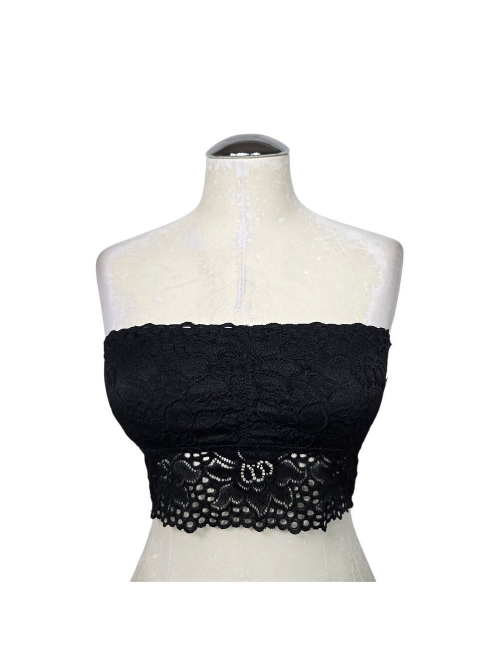 No Boundaries Strapless Black Bralette M